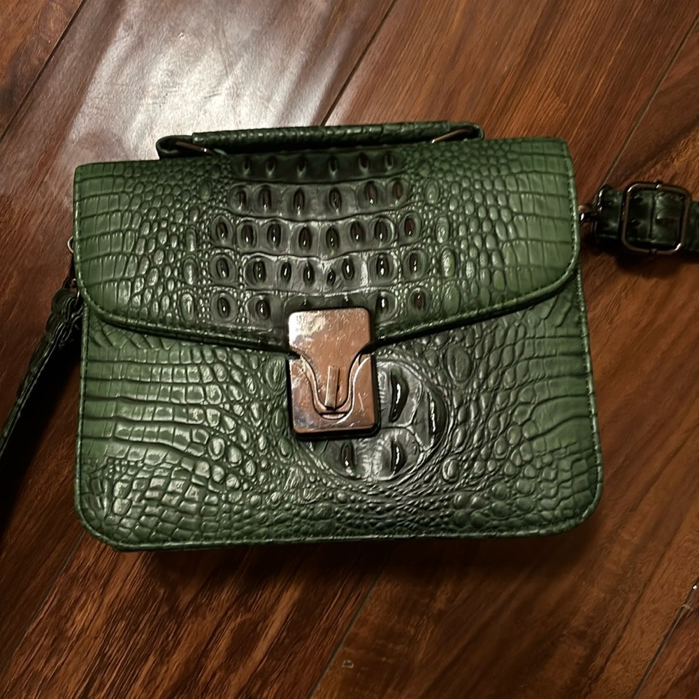 Green Leather Cross Body Bag Red Interior